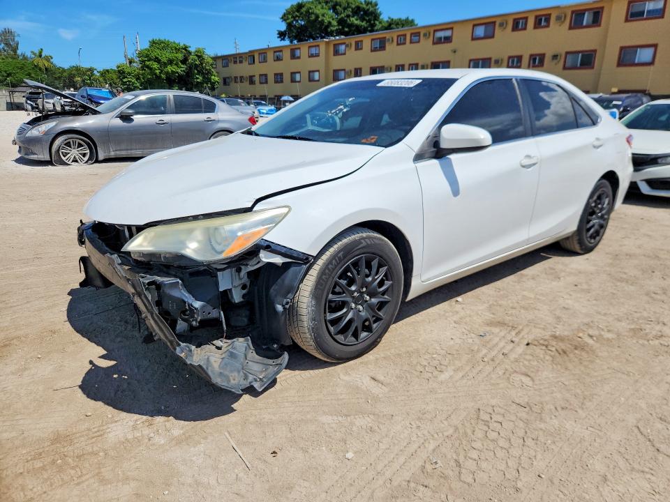 TOYOTA CAMRY 2015 with VIN 4T1BF1FK8FU493719 - Photo from auction