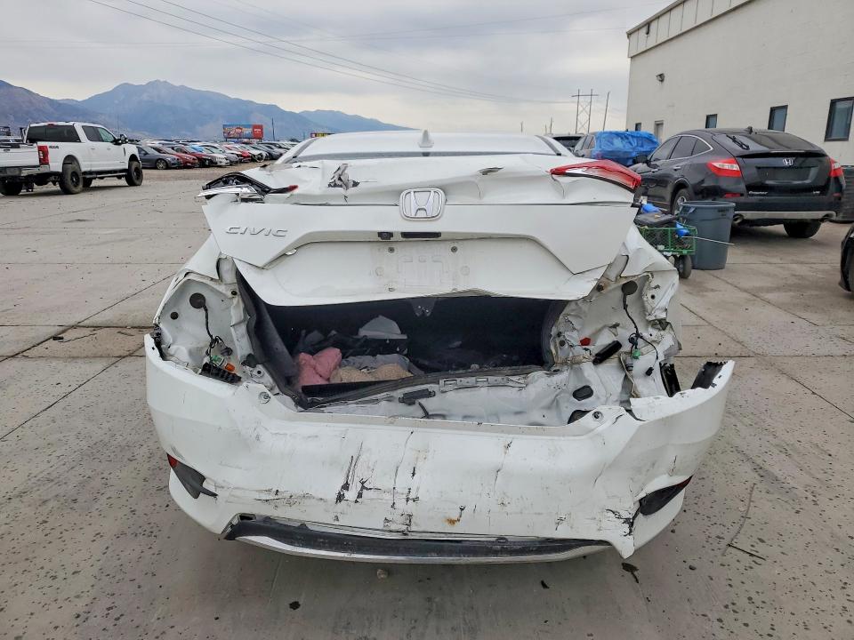 Photo 6 from auction – 2020 HONDA CIVIC with VIN 19XFC1F70LE009787