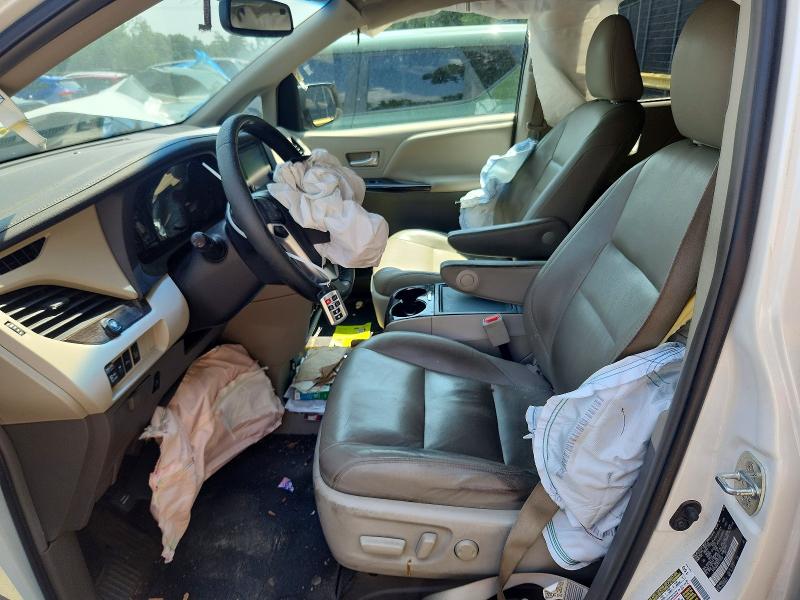 Photo 7 from auction – 2015 TOYOTA SIENNA with VIN 5TDDK3DC8FS116344