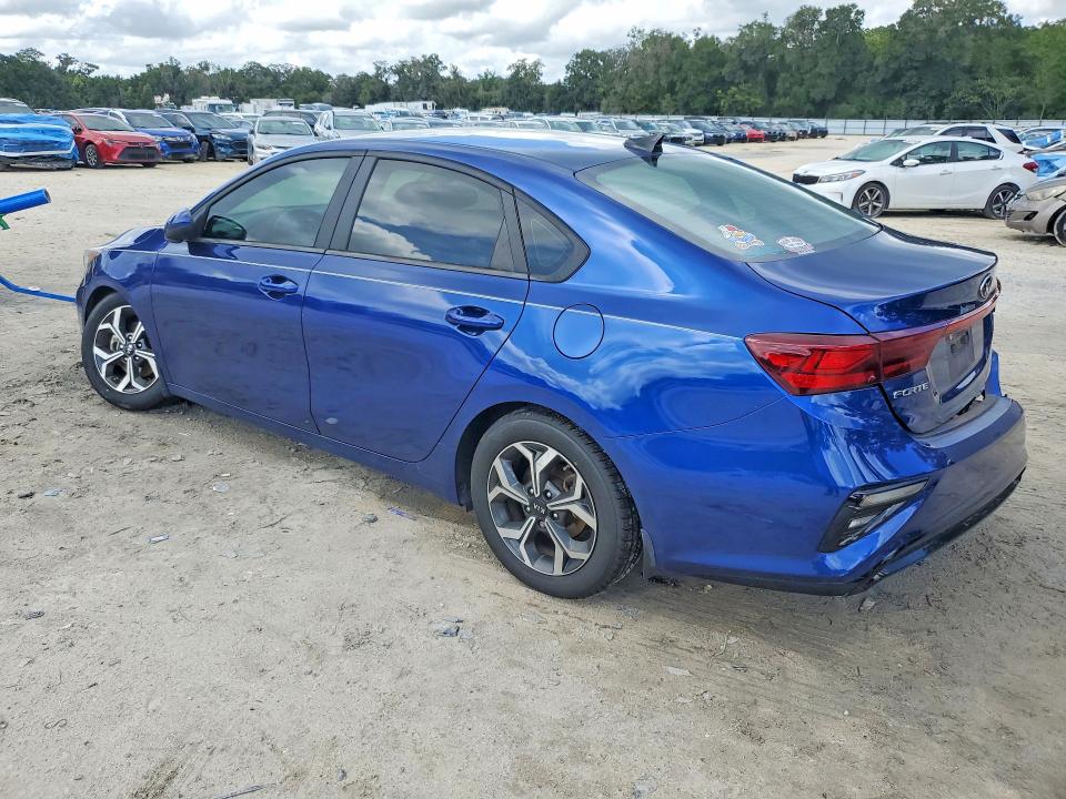 Снимка 2 от търг – 2021 KIA FORTE с VIN 3KPF24AD2ME337666