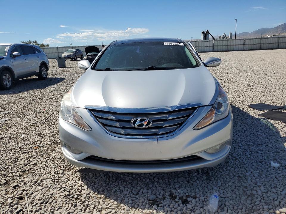 Photo 5 from auction – 2012 HYUNDAI SONATA with VIN 5NPEC4AB3CH335443