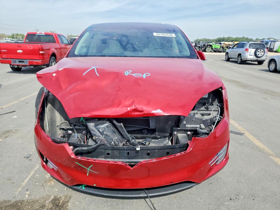 Photo 5 from auction – 2018 TESLA MODEL X with VIN 5YJXCBE44JF095534