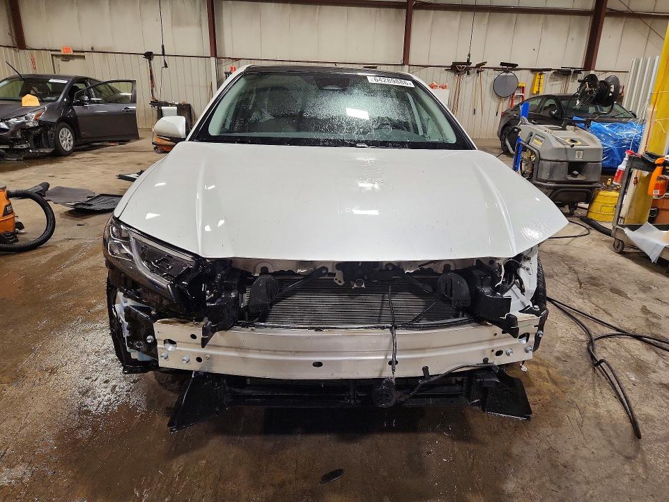 Photo 5 from auction – 2025 TOYOTA CAMRY with VIN 4T1DBADK0SU531641