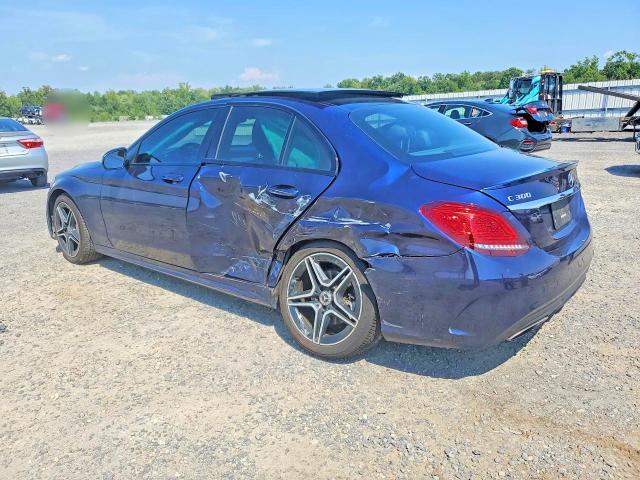 Снимка 2 от търг – 2019 MERCEDES-BENZ C с VIN 55SWF8EB6KU321240