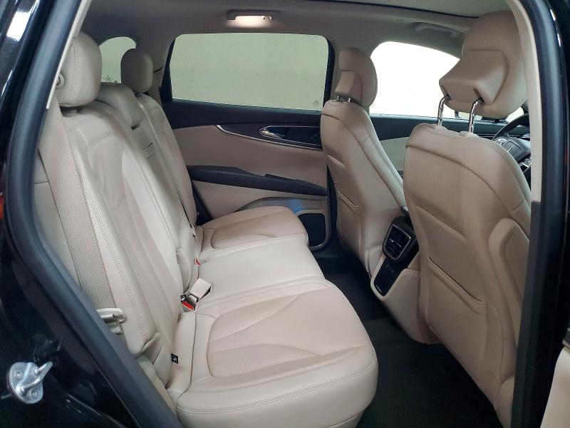 Photo 11 from auction – 2019 LINCOLN NAUTILUS with VIN 2LMPJ8L92KBL40689
