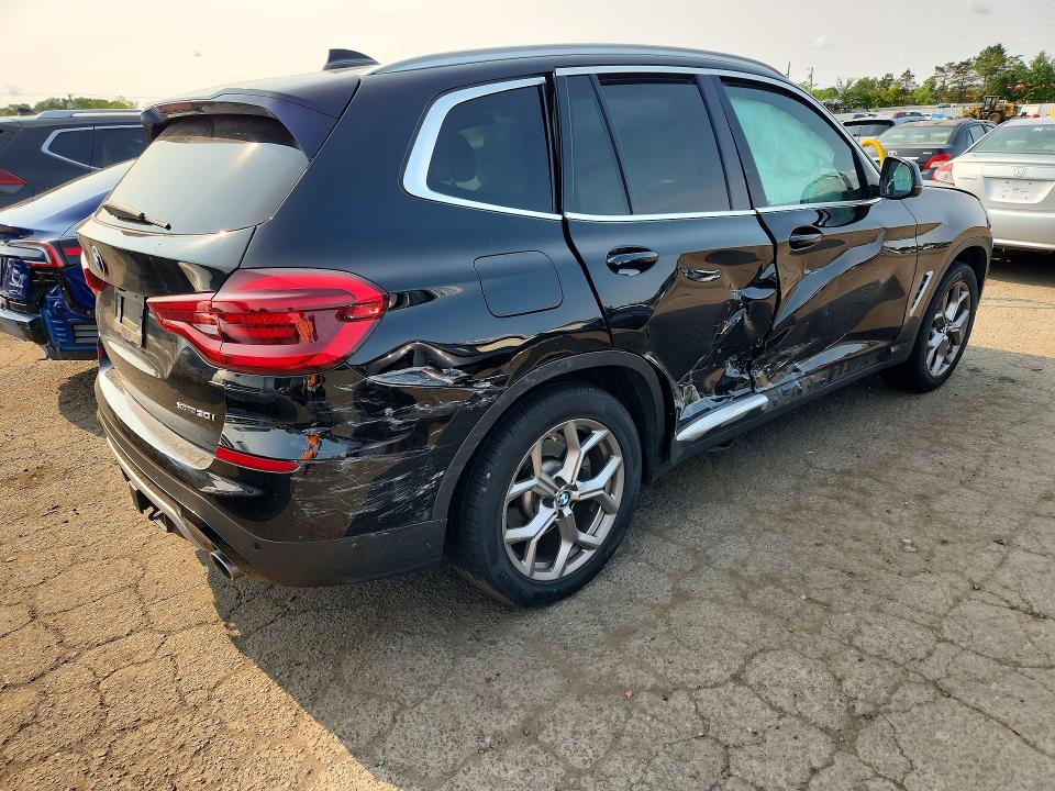 صورة رقم 3 من المزاد - 2021 BMW X3 مع VIN 5UXTY5C01M9F02050