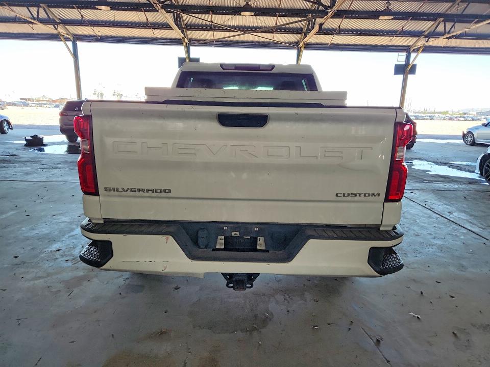 Снимка 6 от търг – 2021 CHEVROLET SILV1500 4WD с VIN 1GCPWBEK6MZ390106