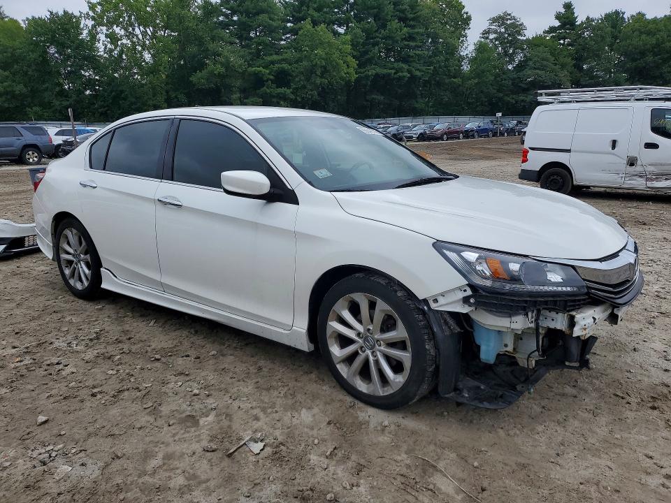 Photo 4 from auction – 2014 HONDA ACCORD with VIN 1HGCR2F55EA170570