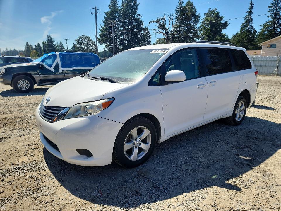 TOYOTA SIENNA 2011 with VIN 5TDKK3DC3BS077339 - Photo from auction