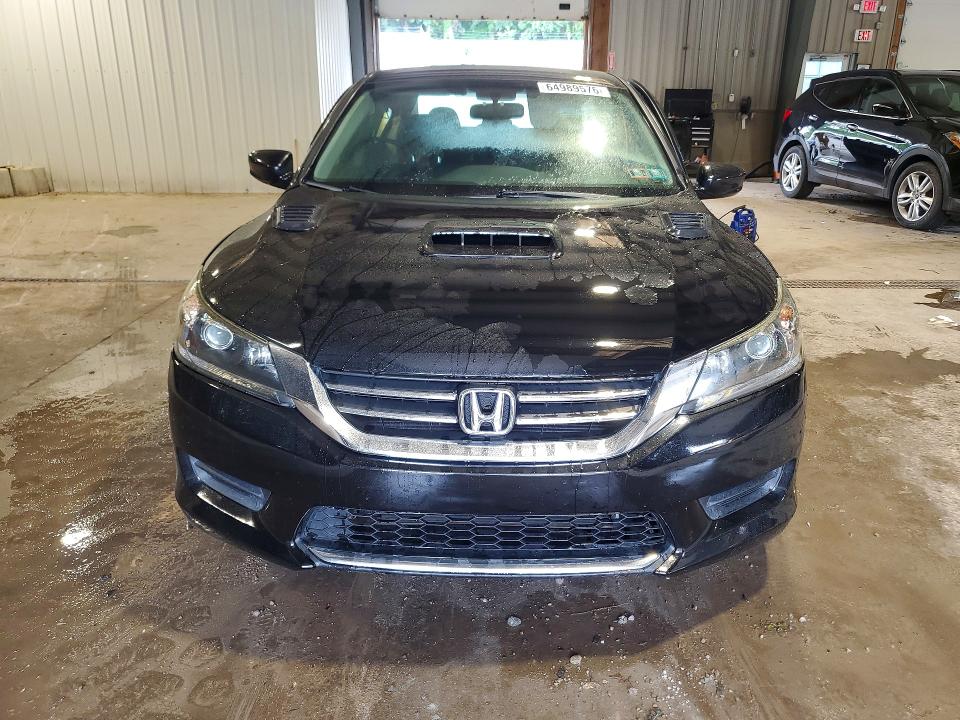 Photo 5 from auction – 2015 HONDA ACCORD with VIN 1HGCR2F36FA256227