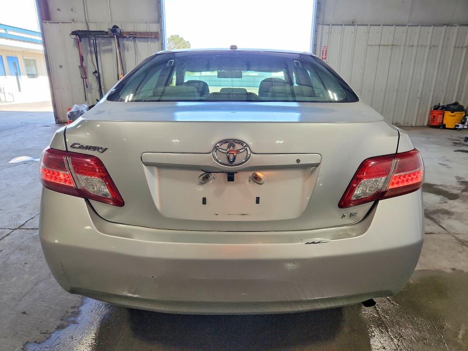 صورة رقم 6 من المزاد - 2011 TOYOTA CAMRY مع VIN 4T1BF3EK8BU134071