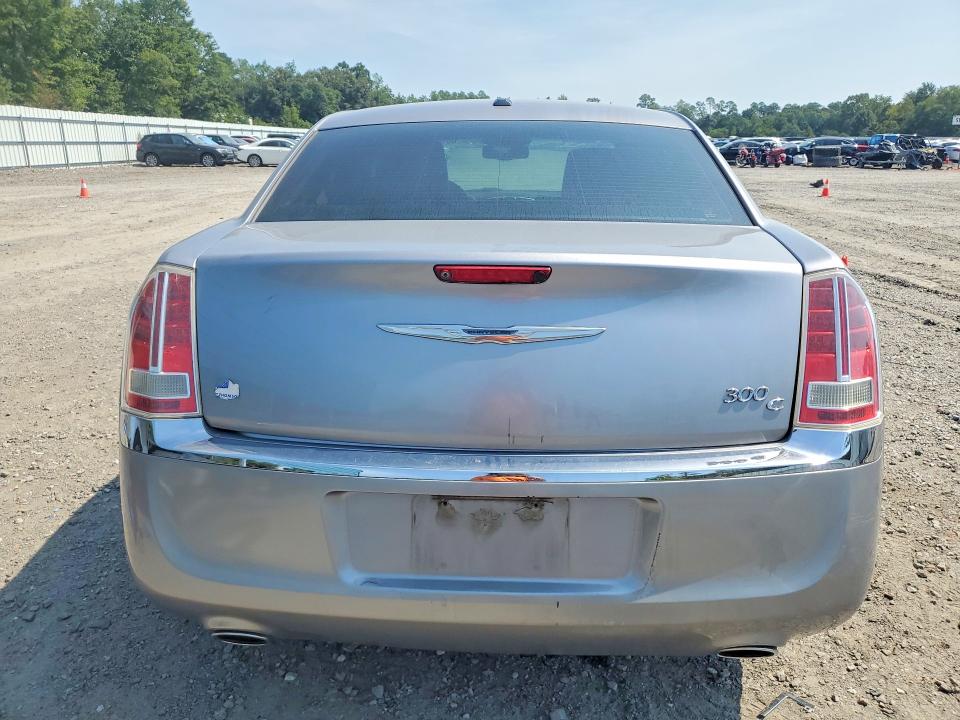 Фото 6 с аукциона – 2014 CHRYSLER 300C с VIN 2C3CCAETXEH382915