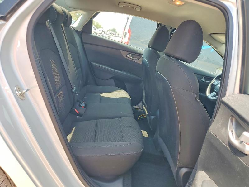 Photo 10 from auction – 2020 KIA FORTE with VIN 3KPF24AD7LE194809