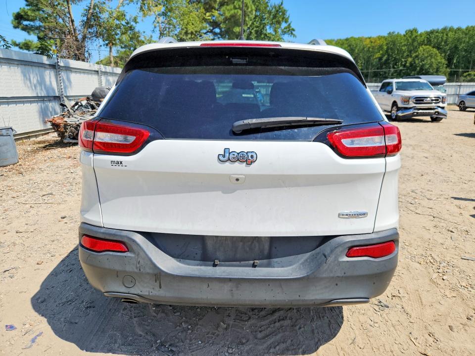 Photo 6 from auction – 2018 JEEP CHEROKEE with VIN 1C4PJLCB1JD573932