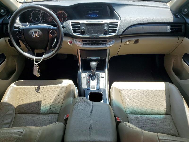 Photo 8 from auction – 2015 HONDA ACCORD with VIN 1HGCR3F82FA008364
