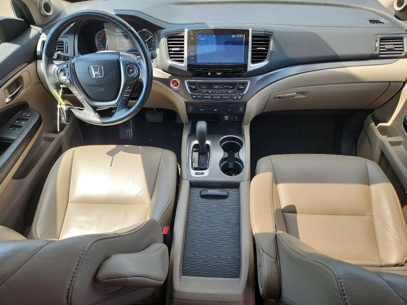 Фото 8 с аукциона – 2017 HONDA PILOT с VIN 5FNYF6H81HB096250