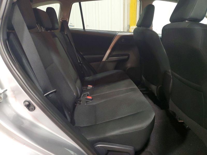 Photo 11 from auction – 2016 TOYOTA RAV4 with VIN 2T3BFREV7GW435779