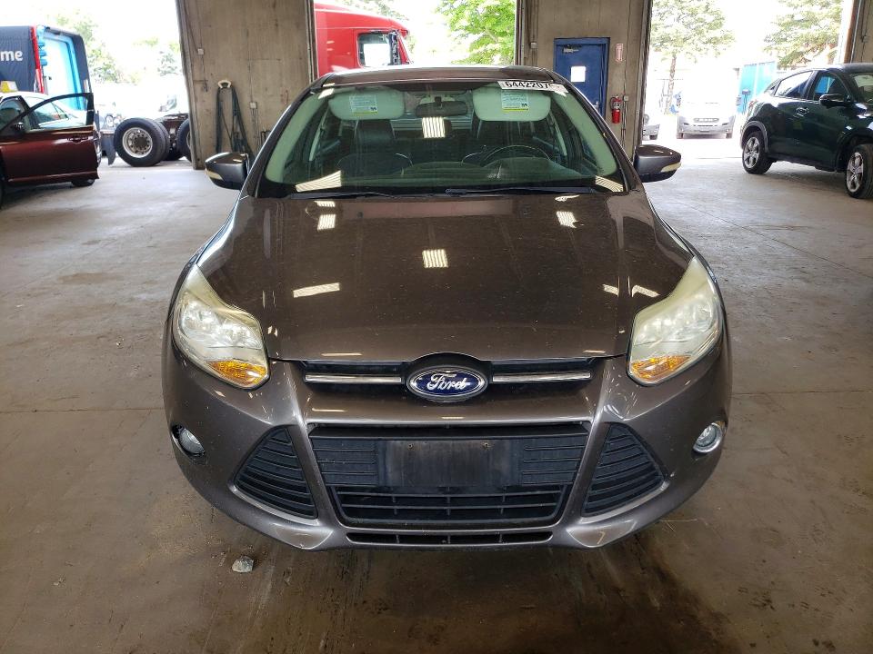 Photo 5 from auction – 2014 FORD FOCUS with VIN 1FADP3F23EL209607