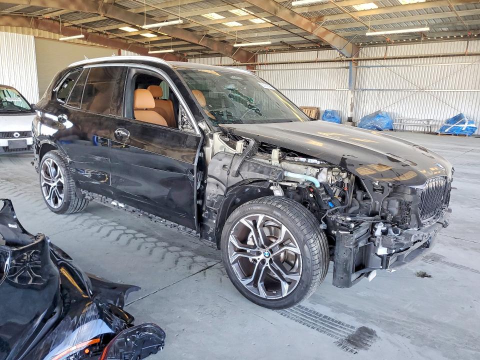صورة رقم 4 من المزاد - 2022 BMW X5 مع VIN 5UXCR6C05N9M18072