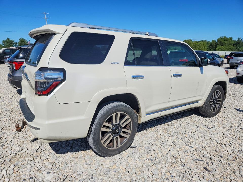 Photo 3 from auction – 2016 TOYOTA 4RUNNER with VIN JTEBU5JR6G5403383