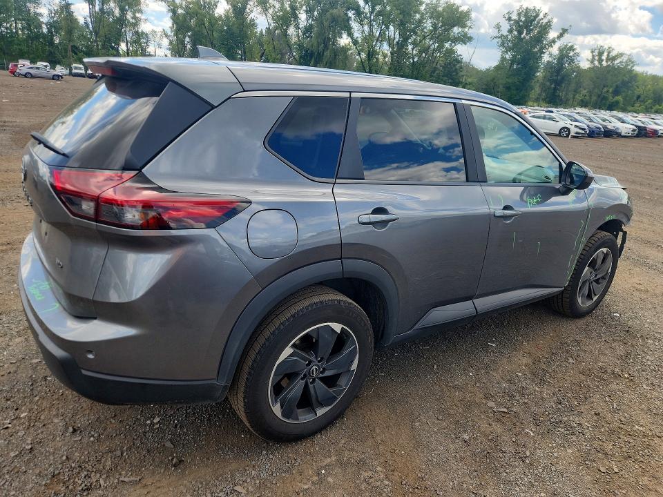Photo 3 from auction – 2025 NISSAN ROGUE with VIN 5N1BT3BB6SC779725