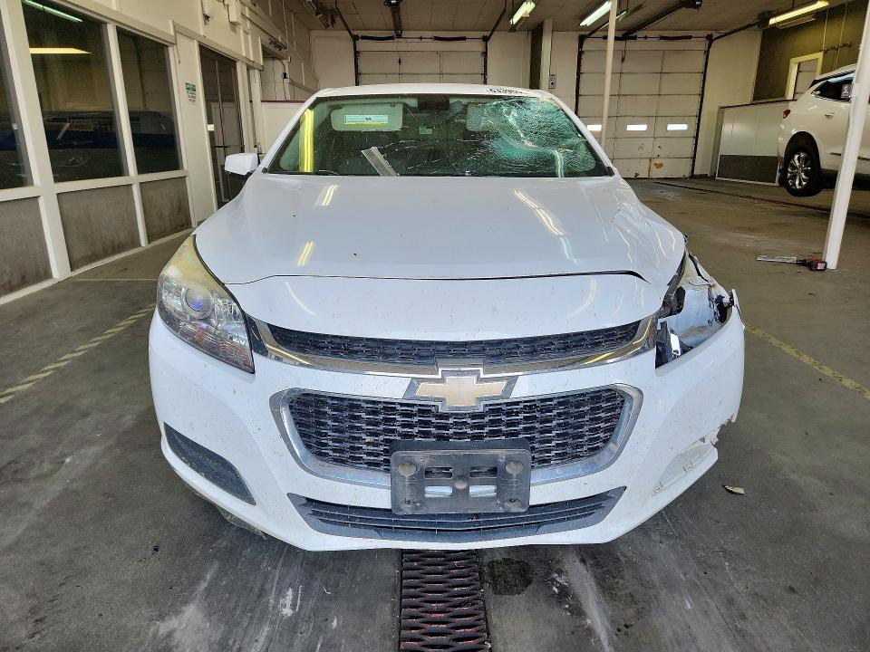 Photo 5 from auction – 2015 CHEVROLET MALIBU with VIN 1G11C5SL4FF282528