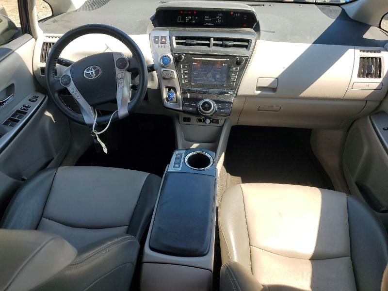 Photo 8 from auction – 2016 TOYOTA PRIUS V with VIN JTDZN3EU2GJ047802