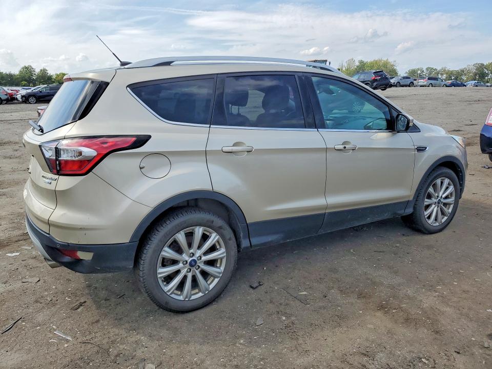 Photo 3 from auction – 2017 FORD ESCAPE with VIN 1FMCU9J90HUC07796