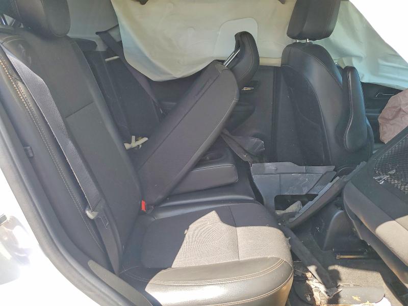 Photo 11 from auction – 2018 CHEVROLET TRAX with VIN KL7CJLSB0JB688353