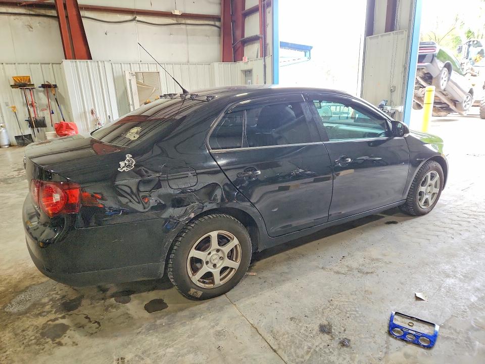 Photo 3 from auction – 2008 VOLKSWAGEN JETTA with VIN 3VWJZ71K48M036573