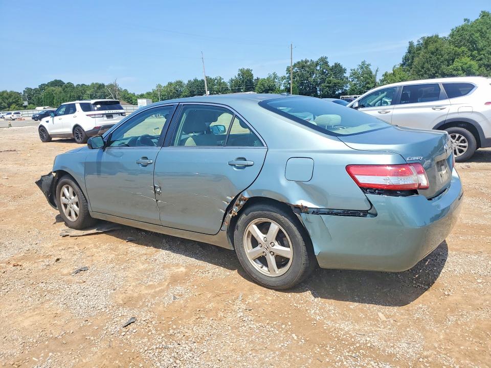 Photo 2 from auction – 2011 TOYOTA CAMRY with VIN 4T1BF3EK7BU700947