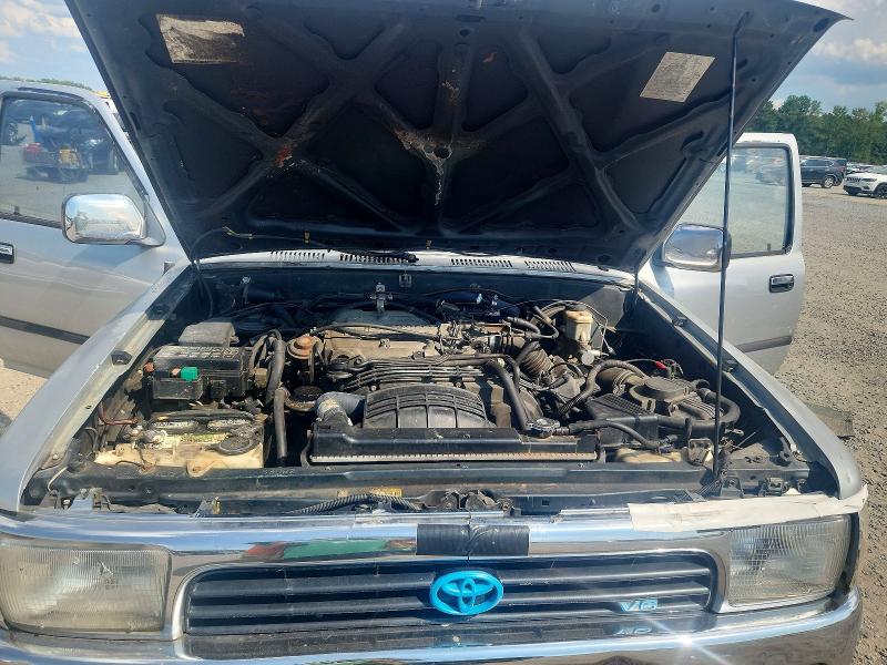 Photo 12 from auction – 1995 TOYOTA 4RUNNER with VIN JT3VN29V1S0060622