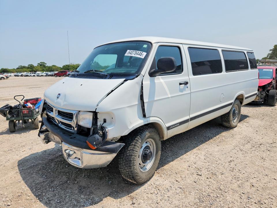 2002 DODGE RAM WAGON