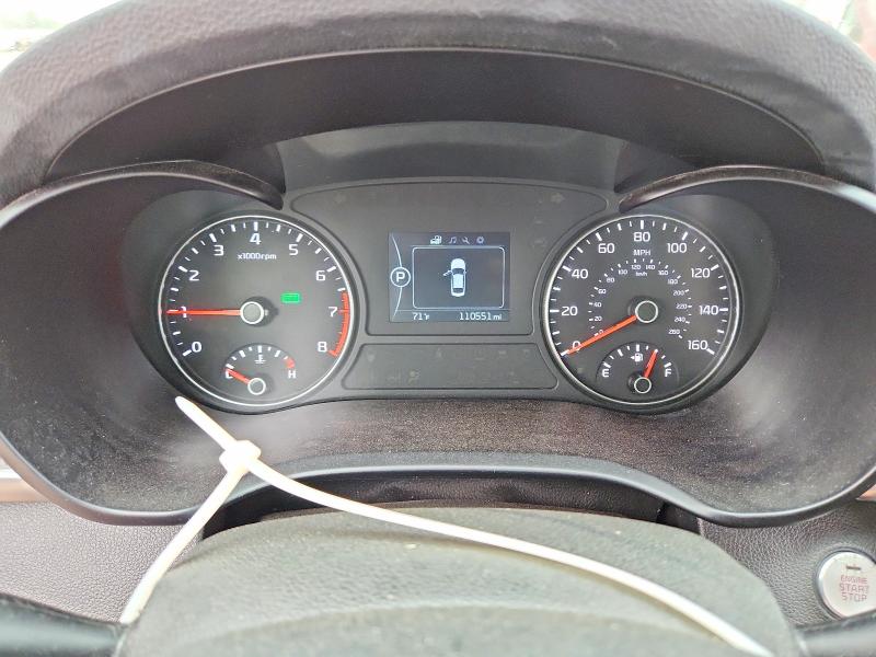 Foto 9 de la subasta – 2017 KIA OPTIMA con VIN 5XXGU4L36HG149748