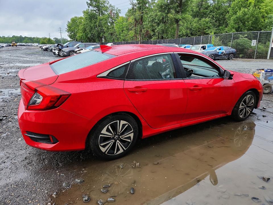 Photo 3 from auction – 2016 HONDA CIVIC with VIN 2HGFC1F79GH651405