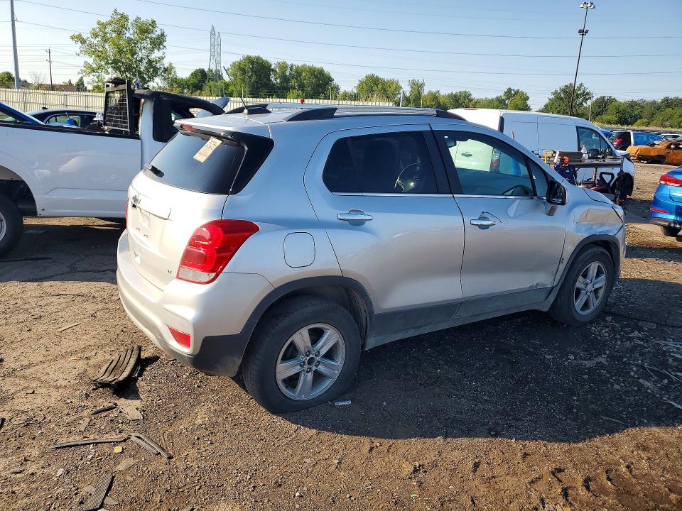 Photo 3 from auction – 2019 CHEVROLET TRAX with VIN 3GNCJLSB7KL400984
