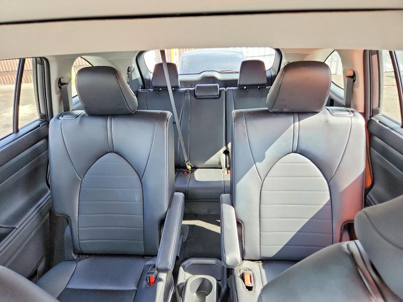 Photo 10 from auction – 2026 TOYOTA HIGHLANDER with VIN 5TDKDRBH5TS608926