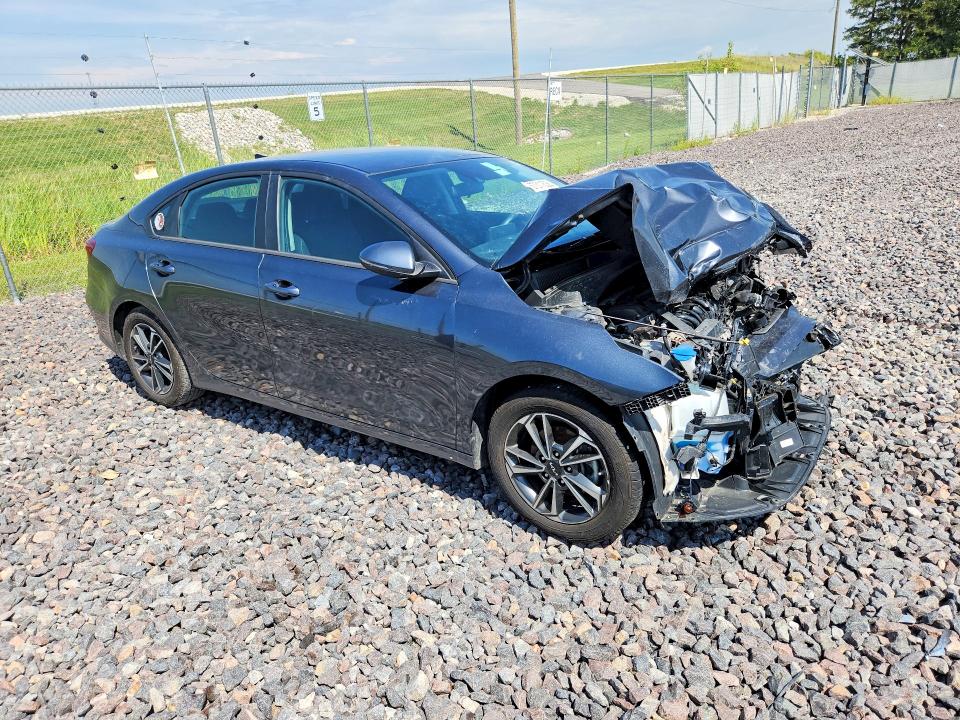 Foto 4 de la subasta – 2024 KIA FORTE con VIN 3KPF24AD8RE712337
