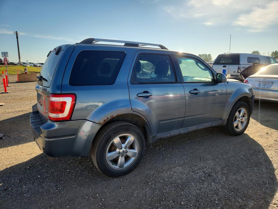 Photo 3 from auction – 2011 FORD ESCAPE with VIN 1FMCU9EG0BKA01485