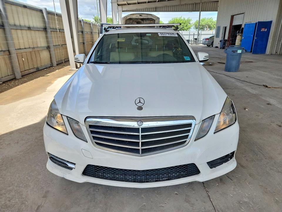 Photo 5 from auction – 2013 MERCEDES-BENZ E with VIN WDDHF5KB2DA707006