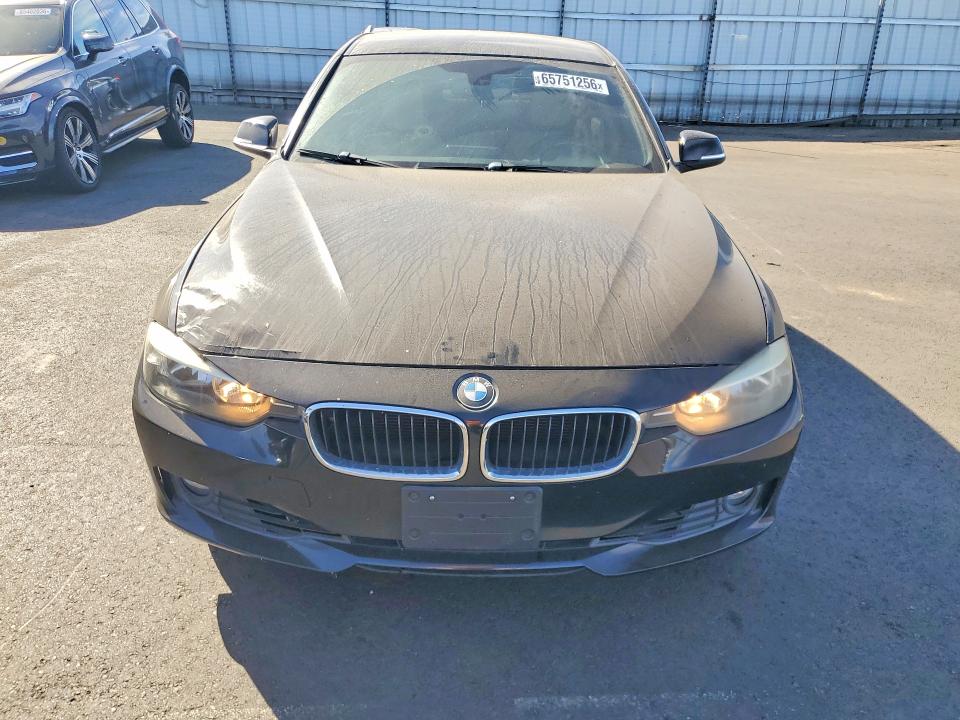 Photo 5 from auction – 2014 BMW 328 with VIN WBA3C1C57EK108285