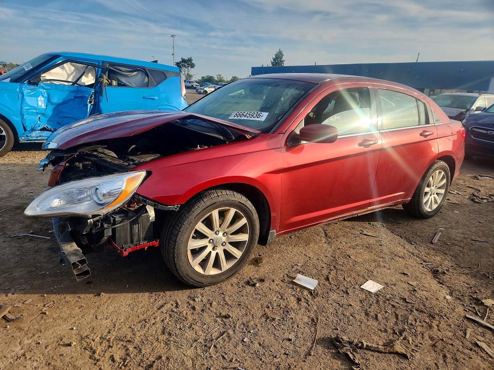 CHRYSLER 200 2012 with VIN 1C3CCBBB5CN301776 - Photo from auction