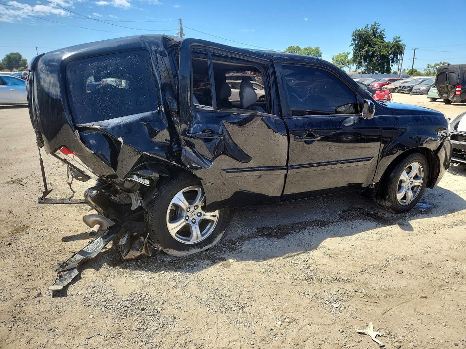 Photo 3 from auction – 2014 HONDA PILOT with VIN 5FNYF3H5XEB019652