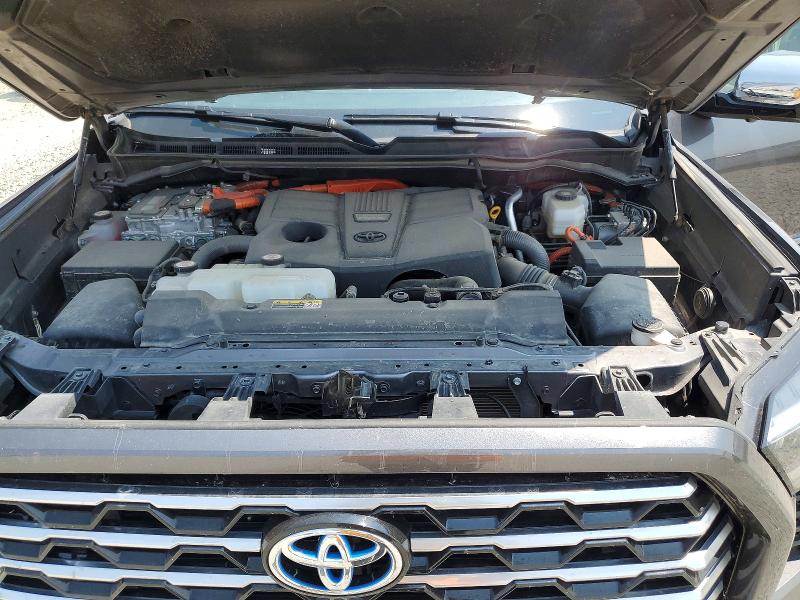 Photo 12 from auction – 2024 TOYOTA TUNDRA with VIN 5TFVC5DB8RX043088