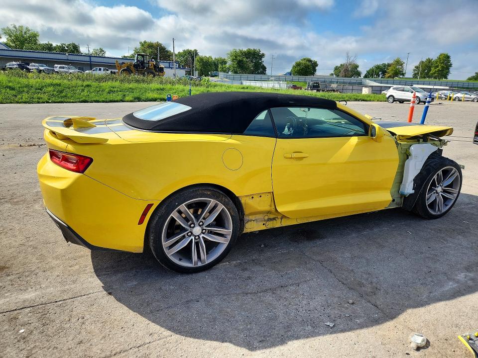 Photo 3 from auction – 2017 CHEVROLET CAMARO with VIN 1G1FB3DX7H0211536
