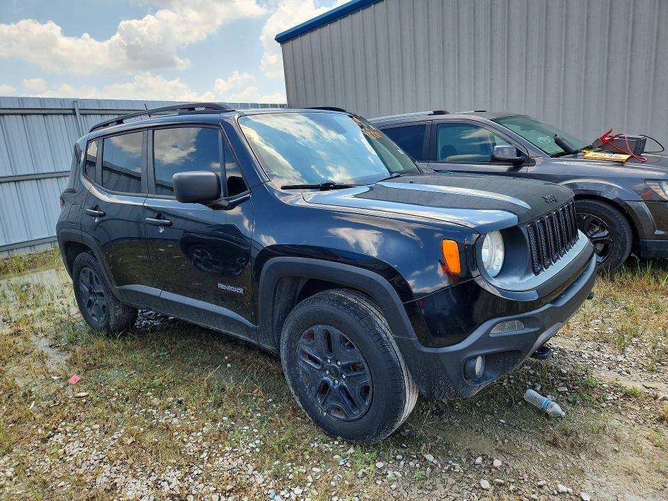 Photo 4 from auction – 2018 JEEP RENEGADE with VIN ZACCJBABXJPH46361
