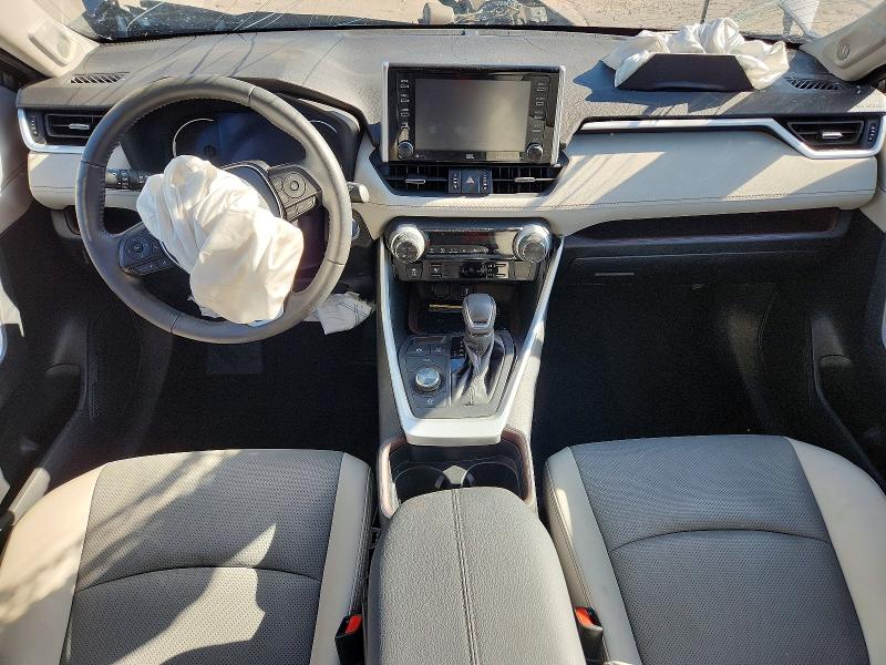 Photo 8 from auction – 2021 TOYOTA RAV4 with VIN 4T3D6RFV5MU060977
