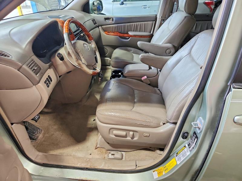 Photo 7 from auction – 2006 TOYOTA SIENNA with VIN 5TDBA22C06S066532