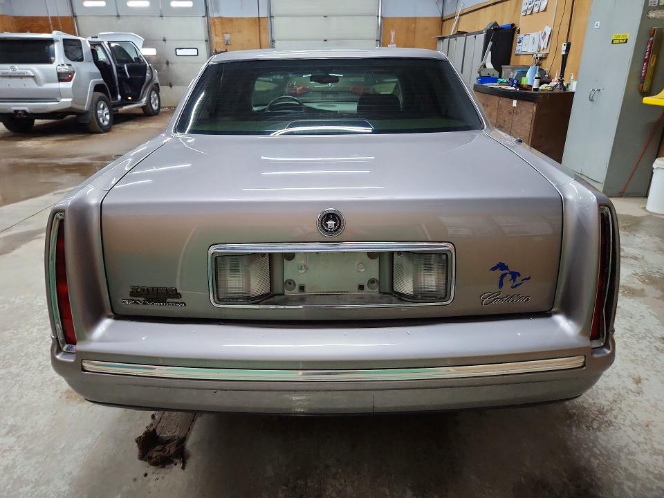 Photo 6 from auction – 1998 CADILLAC DEVILLE with VIN 1G6KD54YXWU770396