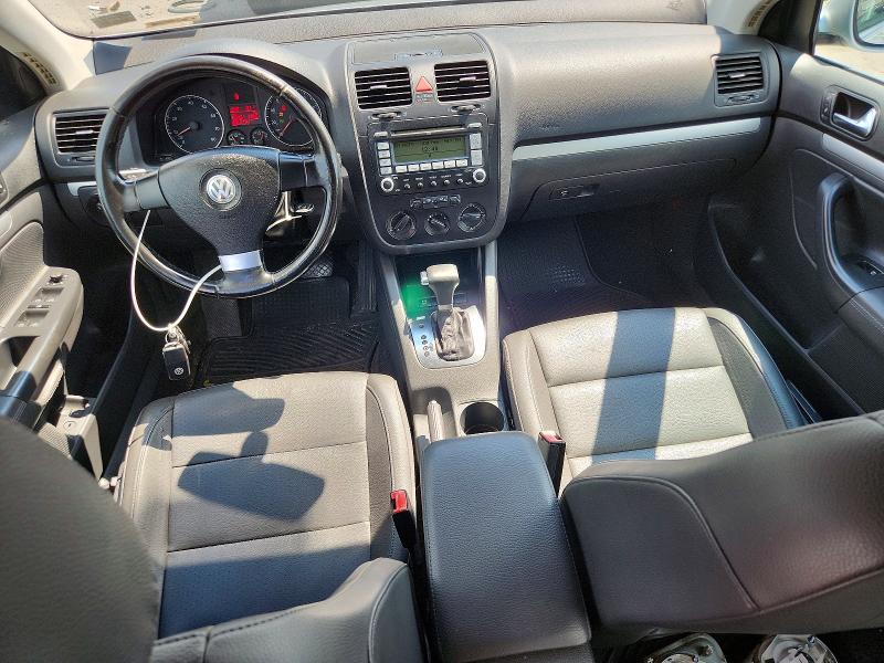 Photo 8 from auction – 2009 VOLKSWAGEN JETTA with VIN 3VWRM71KX9M088907